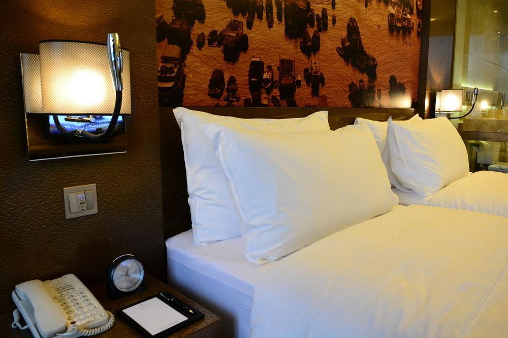 Harbour Grand